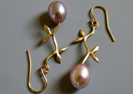 Pink fresh water pearls, <br>14k gold
